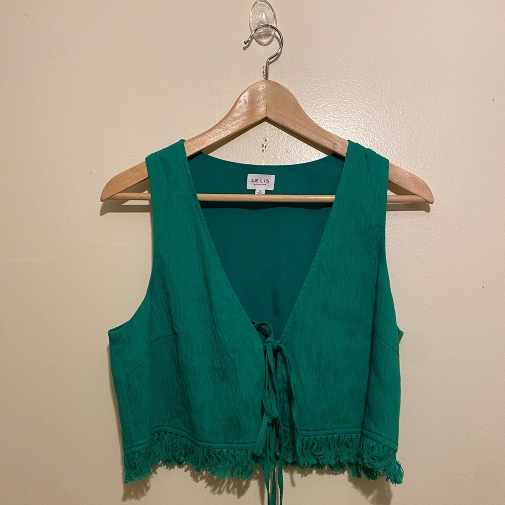 Le Lis Teal Fringe Crop Top. Size S